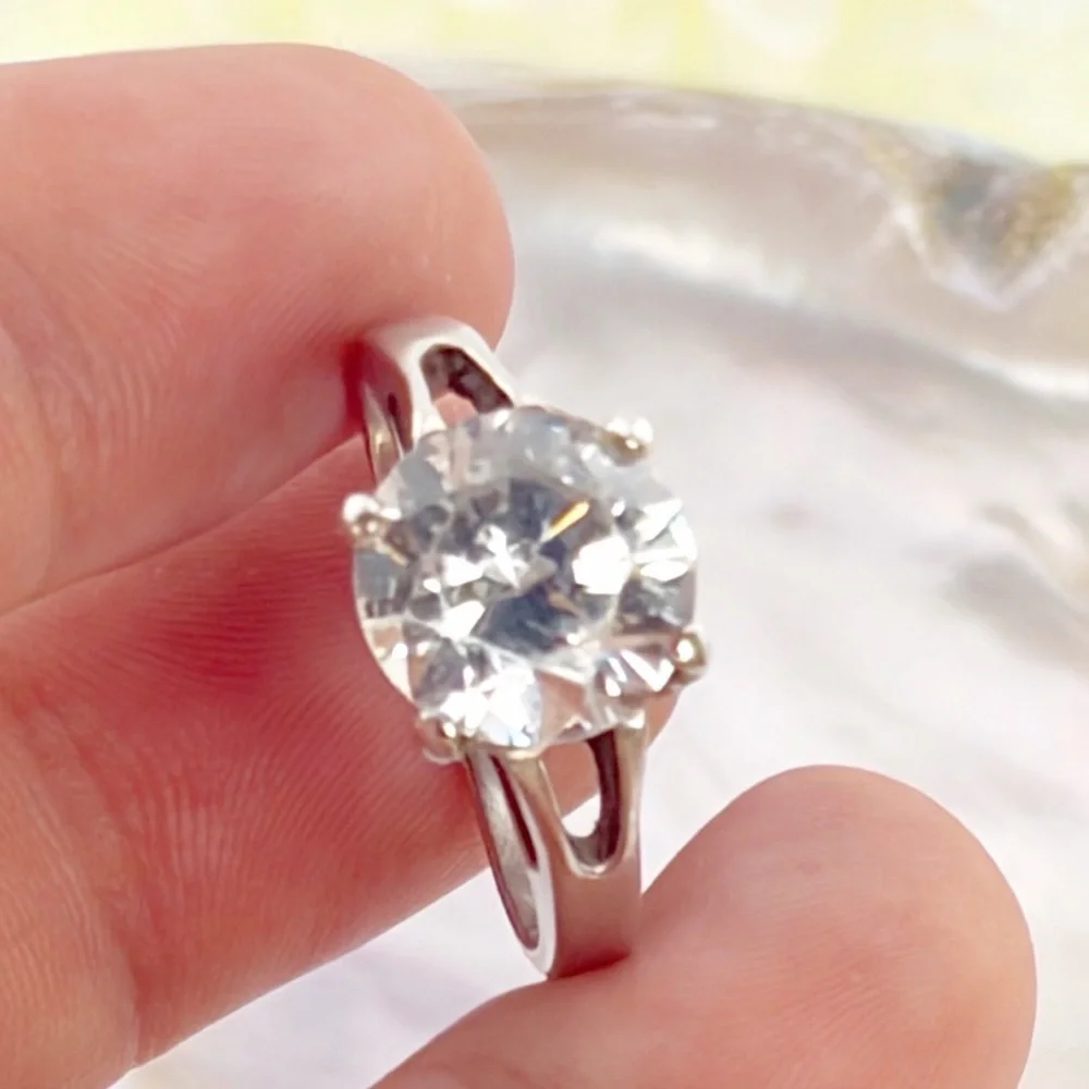Vintage Art Deco Style Sterling Silver 925 Simulated Diamond Ring Size 7